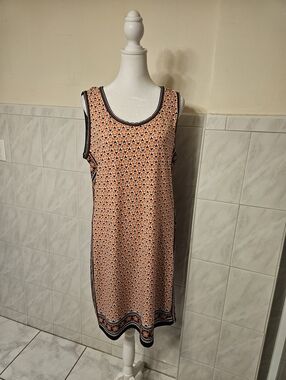 MAX DESIGN DRESS
